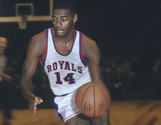 阿拉维斯制 阿拉维斯制